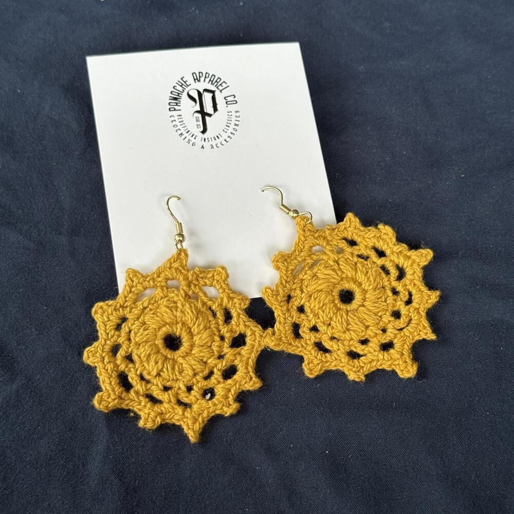 NWT PANACHE CO. Crochet Mustard Yellow‎ Earrings Floral Doily Snowflake